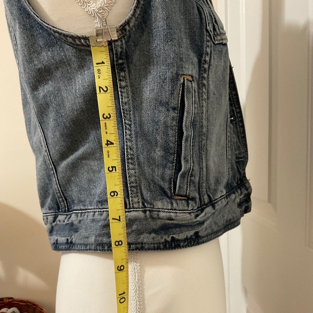 Express denim vest button front sleeveless jacket, size women’s M - Picture 5 of 8